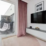 Apartamento Stylish Two Bedroom Nasypowa By Renters Gdynia