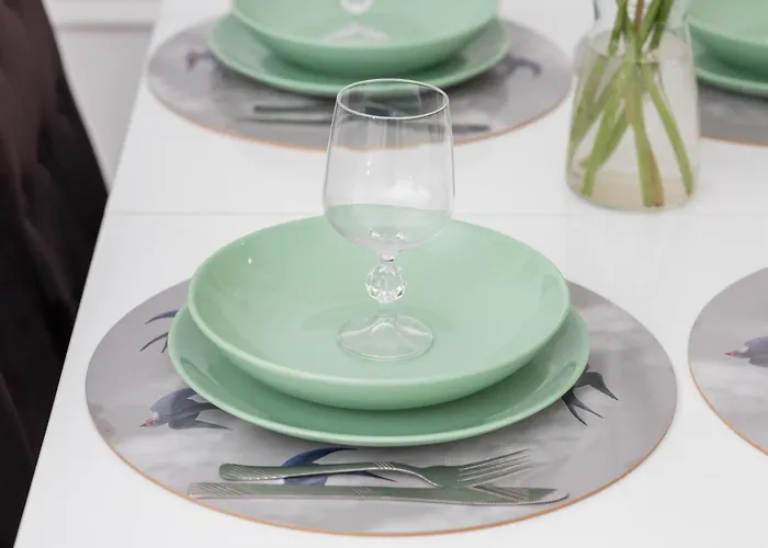 Stylish Two Bedroom Nasypowa By Renters *