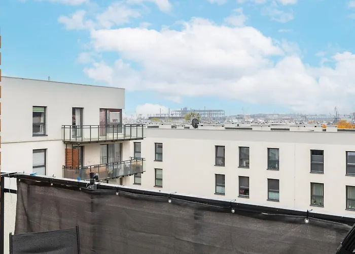 Stylish Two Bedroom Nasypowa By Renters *